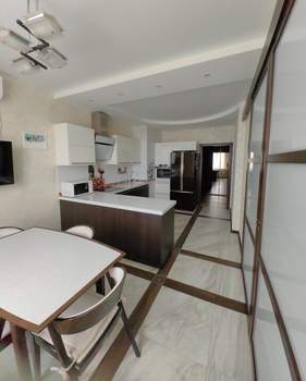 2-к квартира, вторичка, 84м2, 7/19 этаж