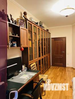 3-к квартира, вторичка, 81м2, 2/25 этаж