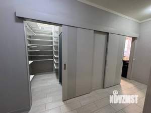 2-к квартира, вторичка, 63м2, 10/25 этаж