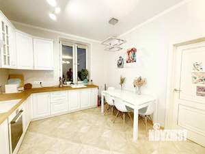 2-к квартира, вторичка, 72м2, 17/25 этаж