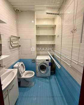 2-к квартира, вторичка, 70м2, 7/25 этаж