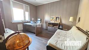 4-к квартира, вторичка, 102м2, 8/25 этаж