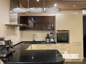 2-к квартира, вторичка, 84м2, 4/19 этаж