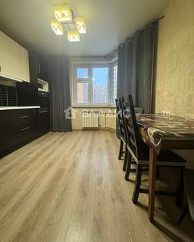 3-к квартира, вторичка, 74м2, 7/23 этаж