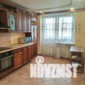 2-к квартира, вторичка, 71м2, 13/17 этаж