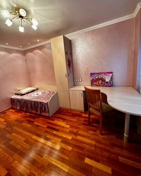 2-к квартира, вторичка, 60м2, 9/17 этаж