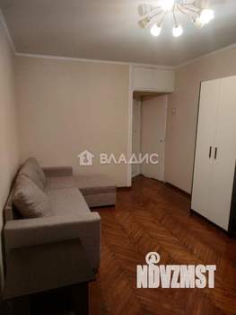 2-к квартира, вторичка, 42м2, 1/5 этаж