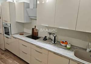 3-к квартира, вторичка, 73м2, 8/17 этаж