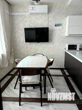 2-к квартира, вторичка, 84м2, 7/19 этаж