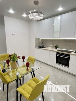 2-к квартира, вторичка, 68м2, 2/17 этаж