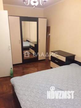 2-к квартира, вторичка, 42м2, 1/5 этаж