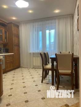 2-к квартира, вторичка, 56м2, 5/25 этаж