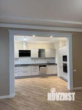 3-к квартира, вторичка, 132м2, 16/24 этаж