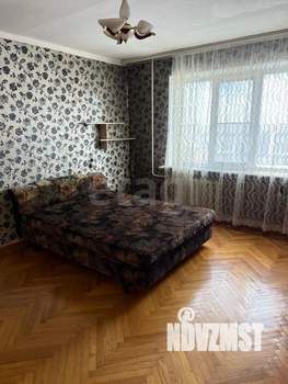 4-к квартира, вторичка, 98м2, 8/10 этаж