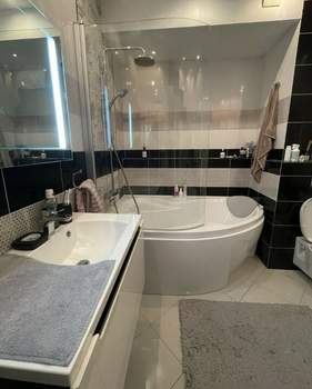 Студия квартира, вторичка, 57м2, 2/22 этаж