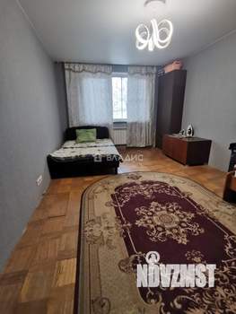 3-к квартира, вторичка, 74м2, 1/17 этаж