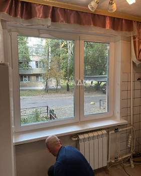 2-к квартира, вторичка, 42м2, 1/5 этаж