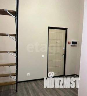 Студия квартира, вторичка, 17м2, 1/25 этаж
