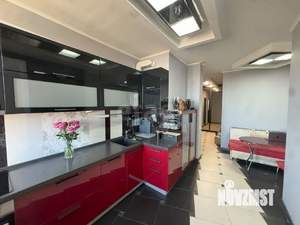 2-к квартира, вторичка, 78м2, 18/25 этаж