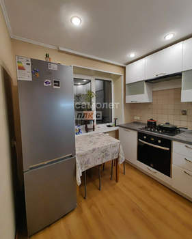 3-к квартира, вторичка, 54м2, 3/4 этаж