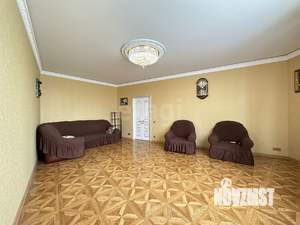 3-к квартира, вторичка, 148м2, 3/27 этаж